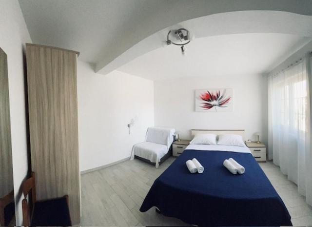 Marina Apartment *
