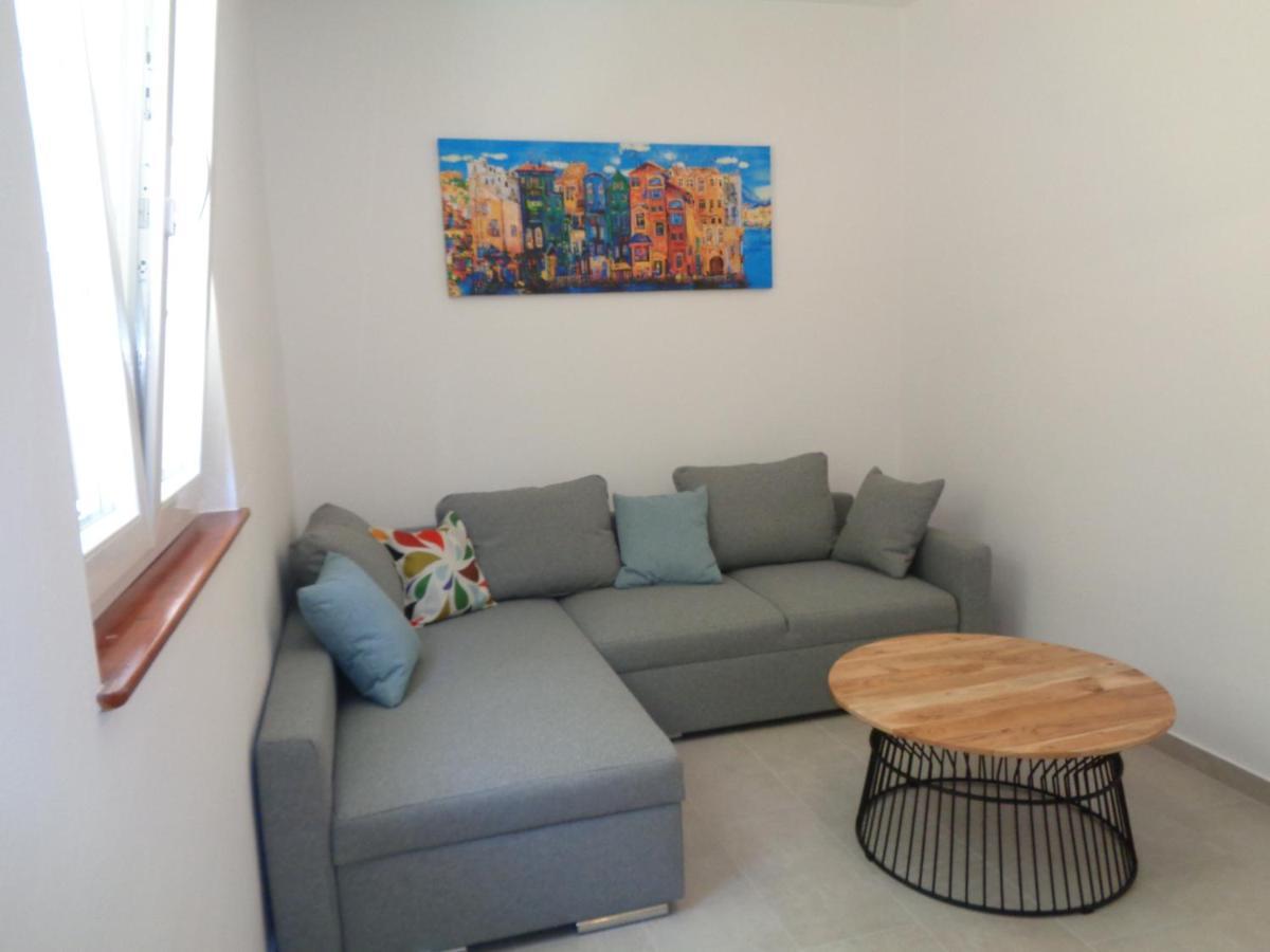 Marina Apartment *